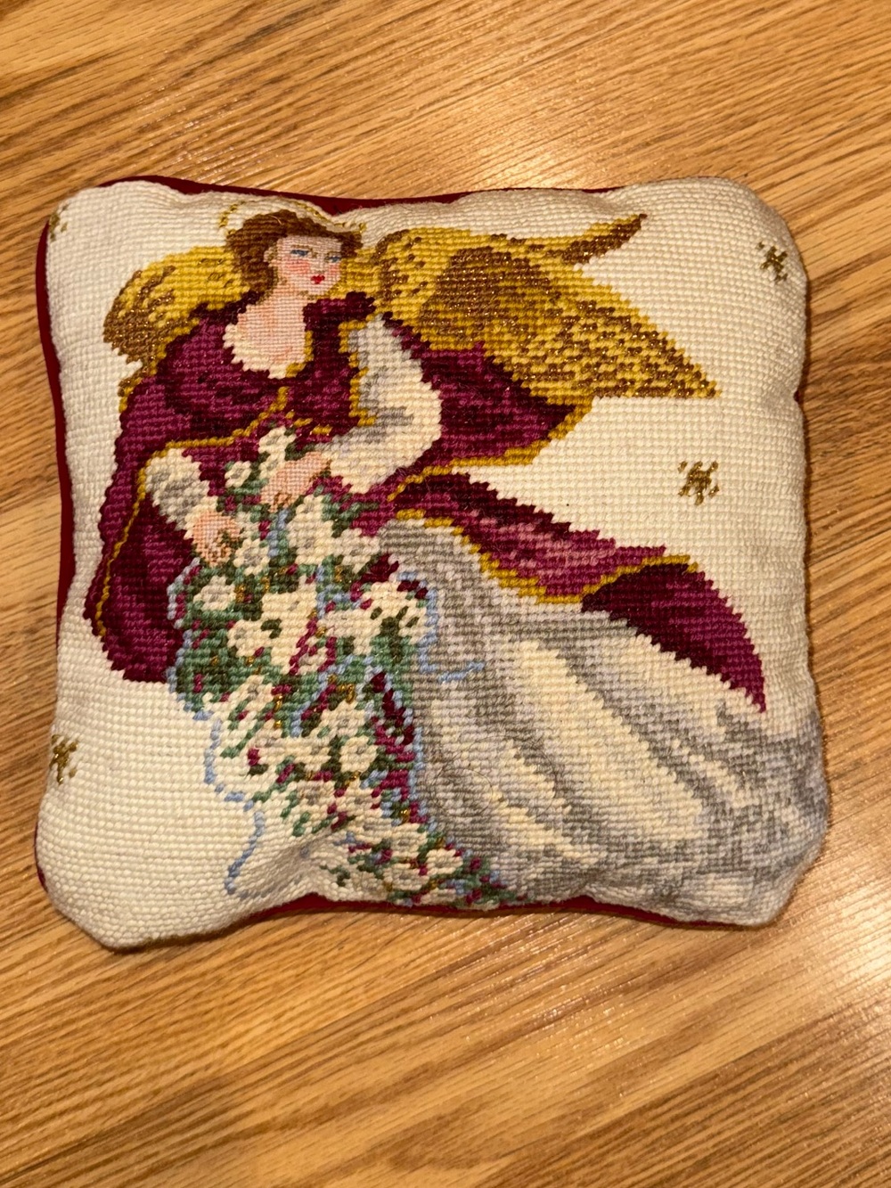 Needlepoint Angel peti point face Pillow Red‎ Velvet Back